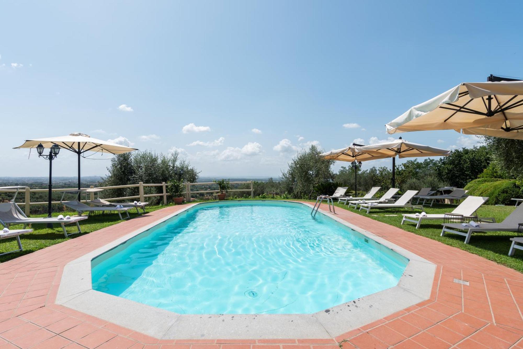 - Collina Toscana Monsummano Terme