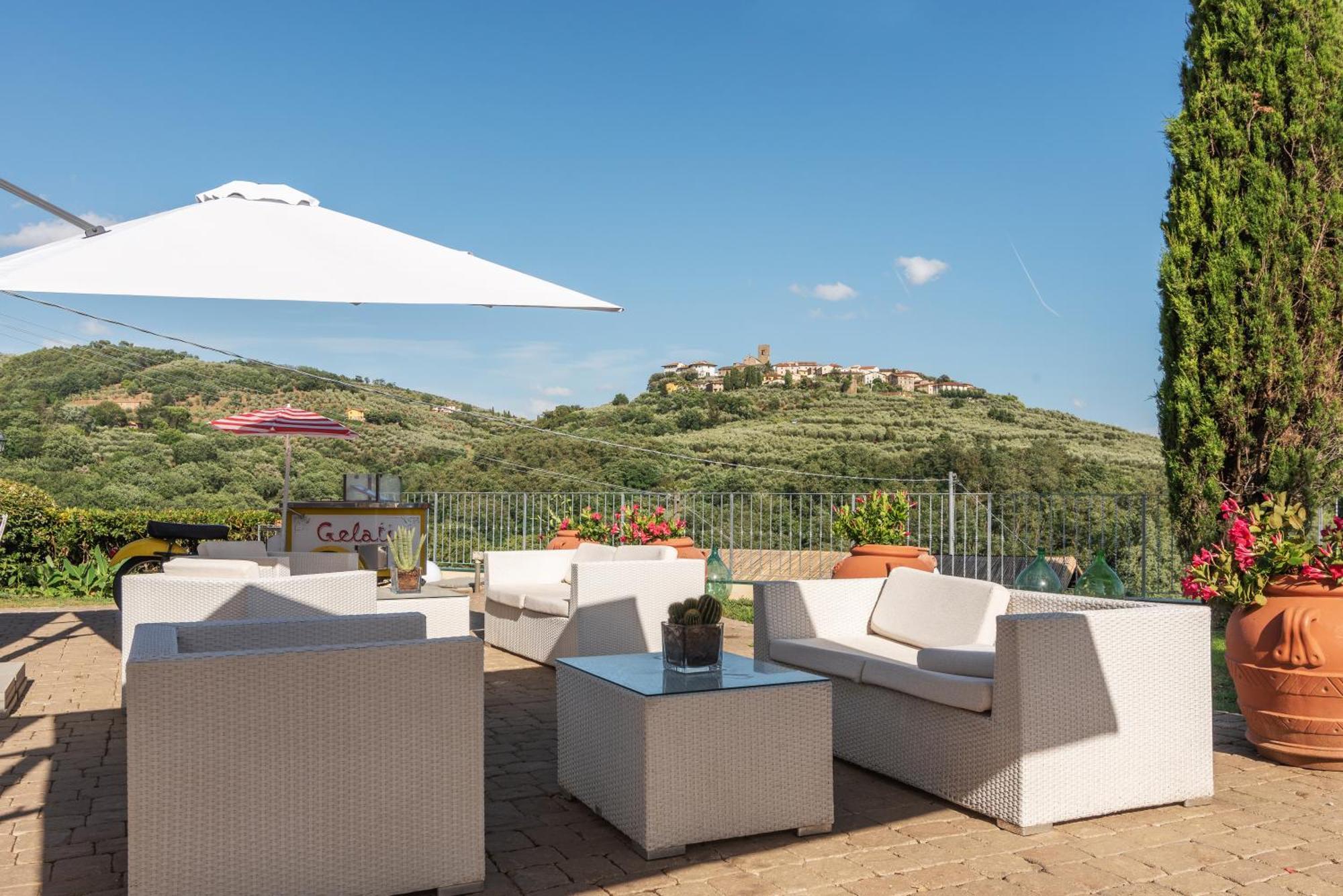 - Collina Toscana *