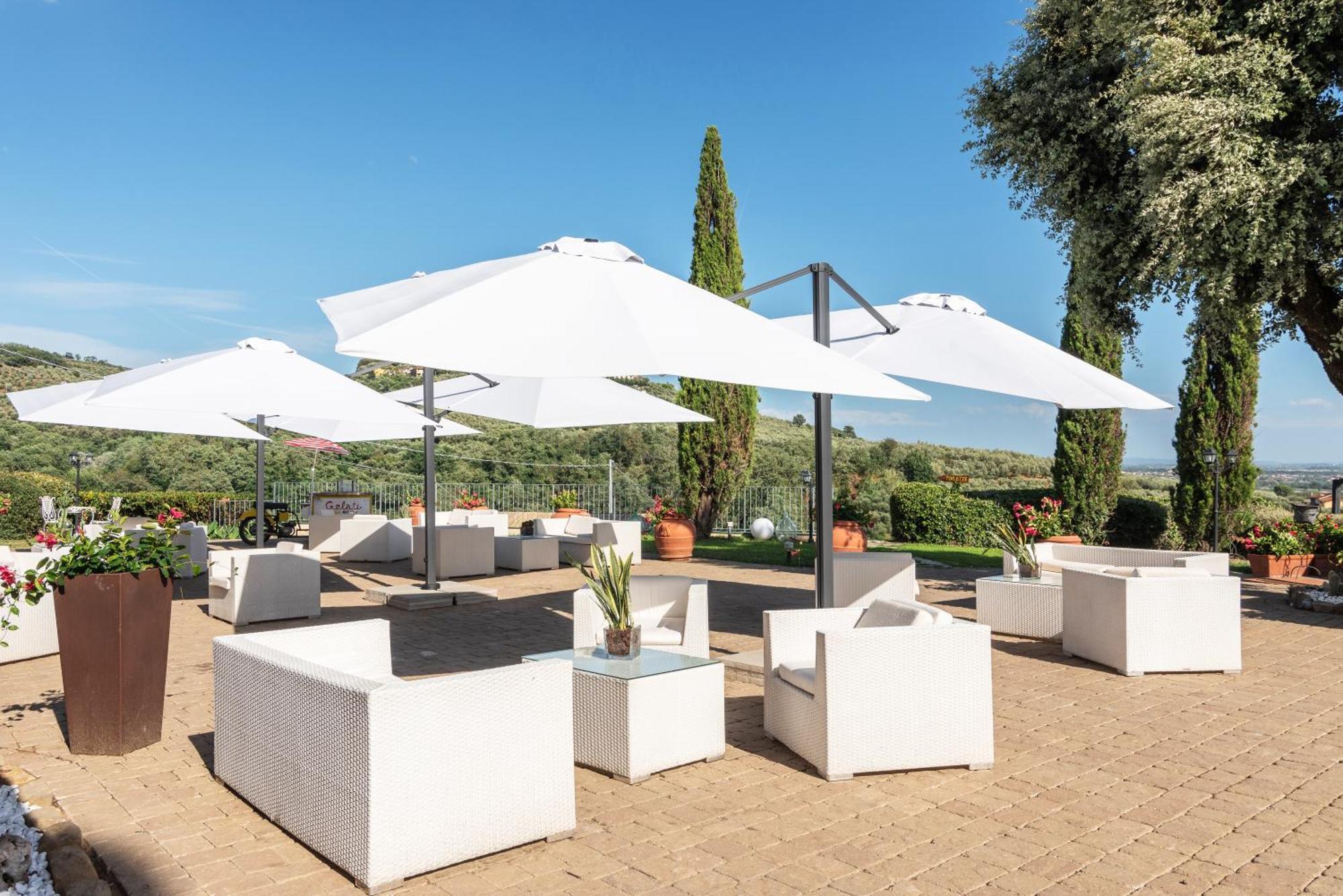 - Collina Toscana * Monsummano Terme
