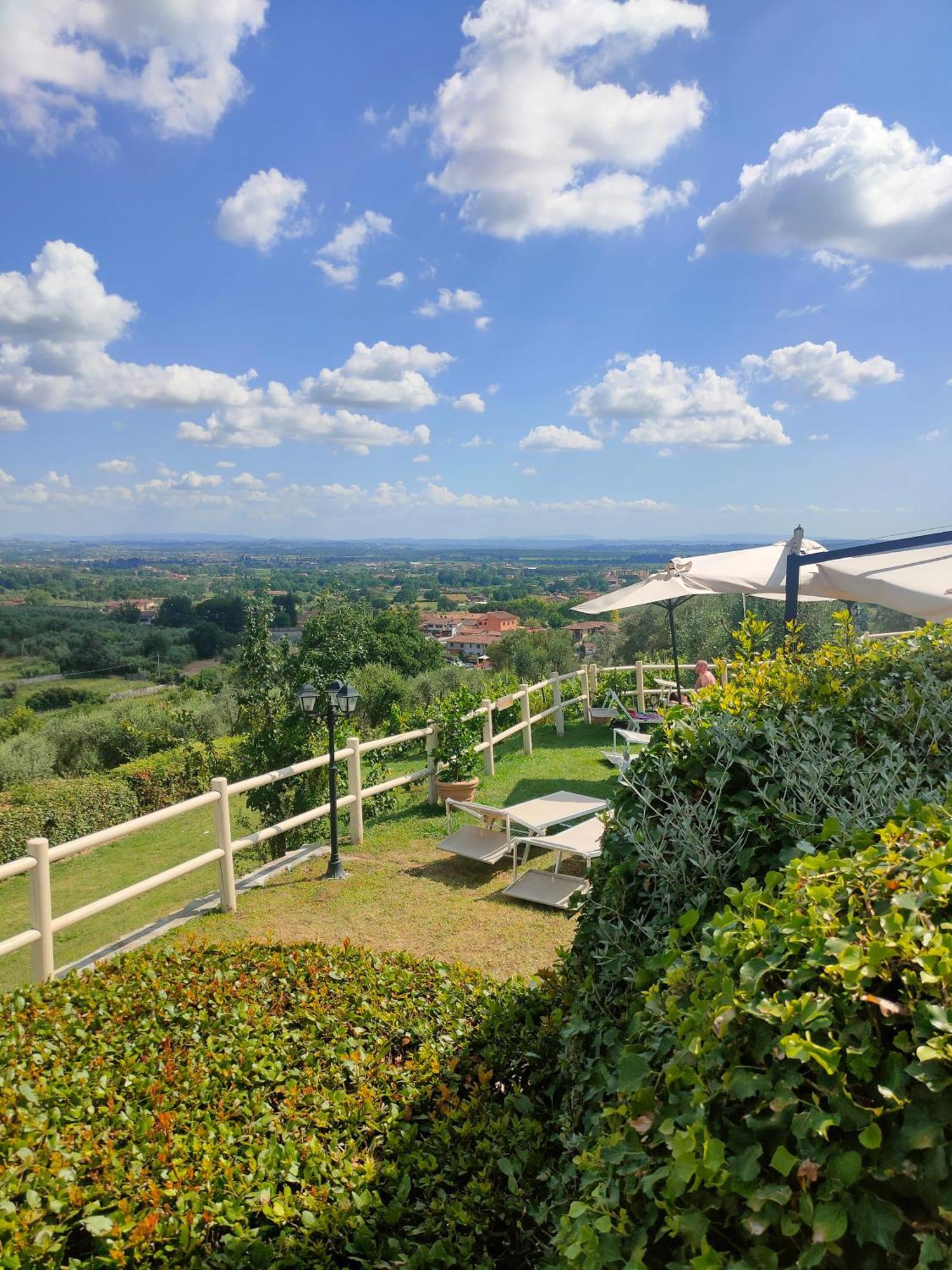 - Collina Toscana * Monsummano Terme