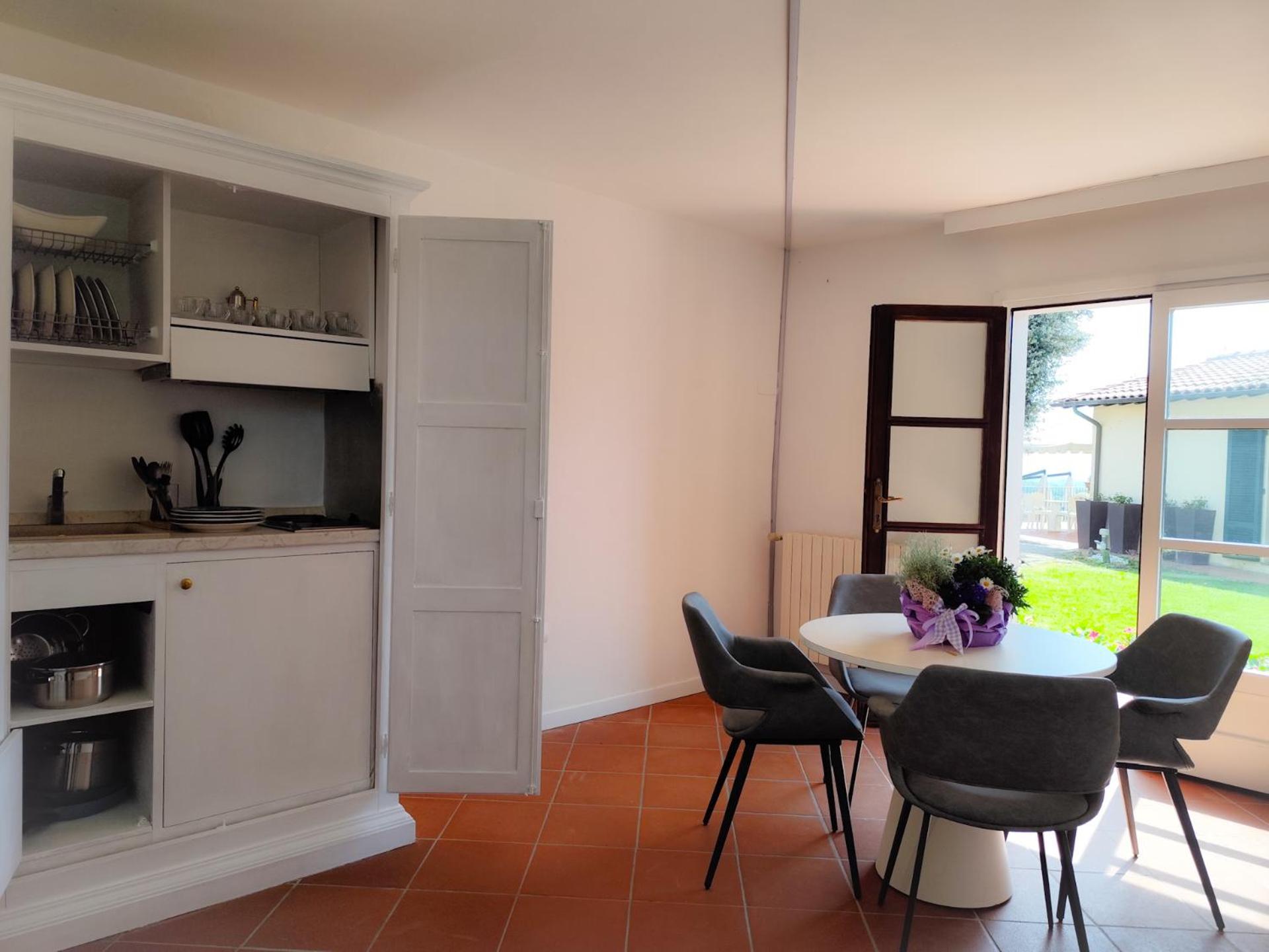 - Collina Toscana Monsummano Terme