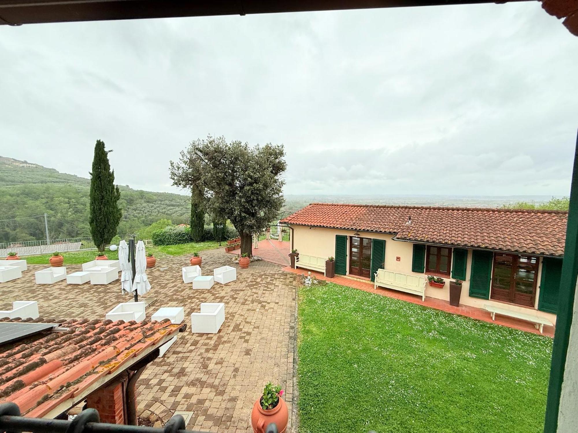 - Collina Toscana * Monsummano Terme